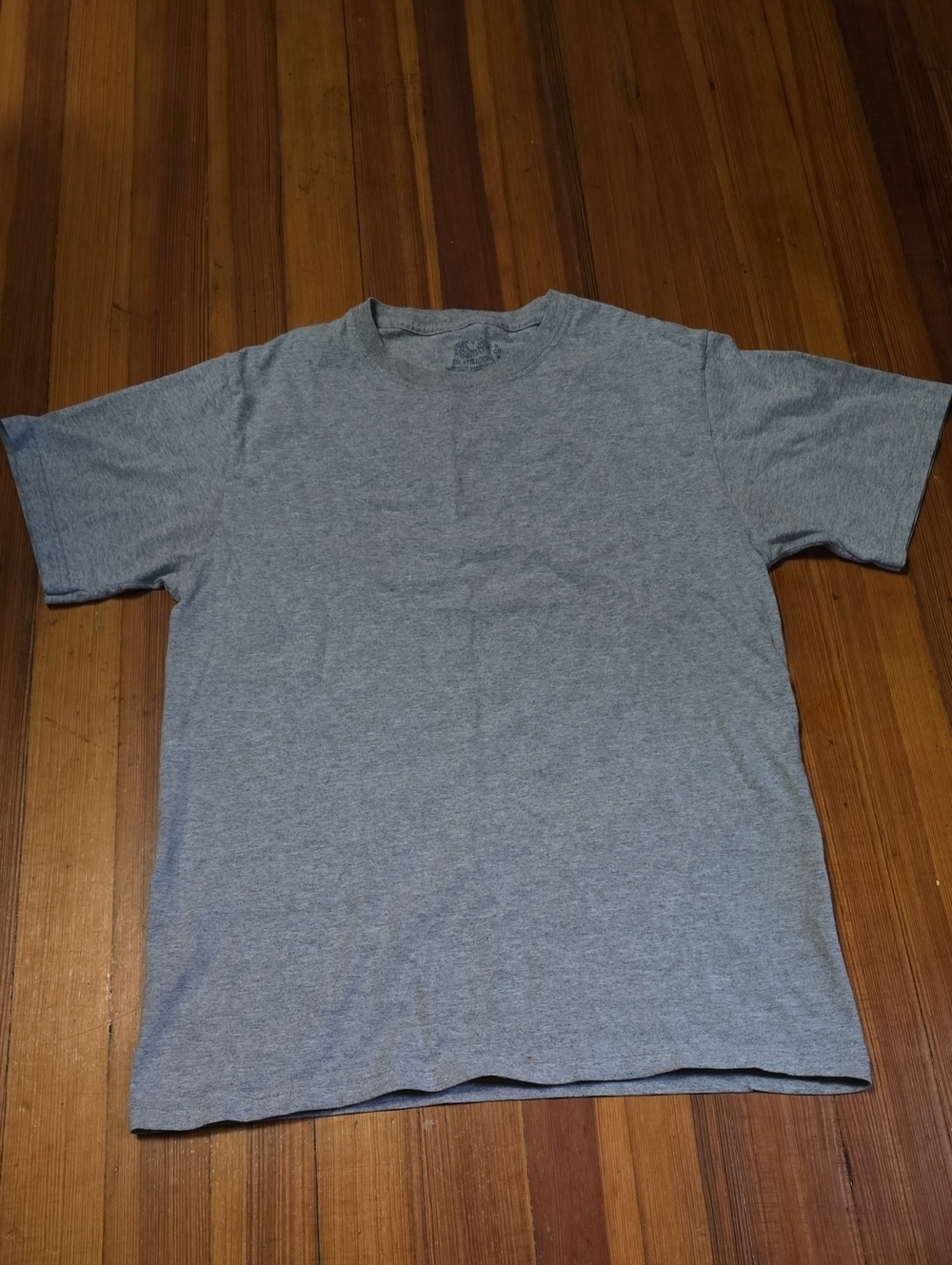 Classic Men's Gray Crewneck T-Shirt